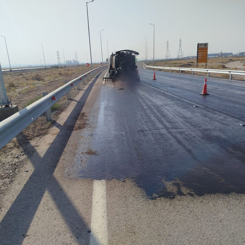 تهیه مصالح و اجرای فوگسیل جاده میدوک (8)